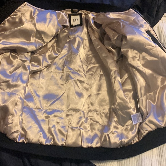 Gap bomber jacket black size 11 beautiful fit - Picture 4 of 5